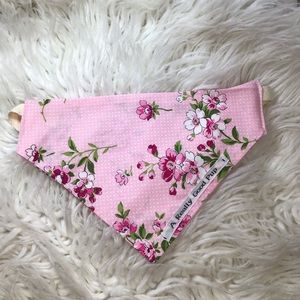 🐶 4 for $16 Pink Polka dot flowers DOG BANDANA